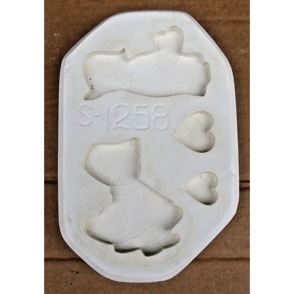 Scioto Vintage Amish Kids & Hearts Magnet Slip Mold S-1258 1986